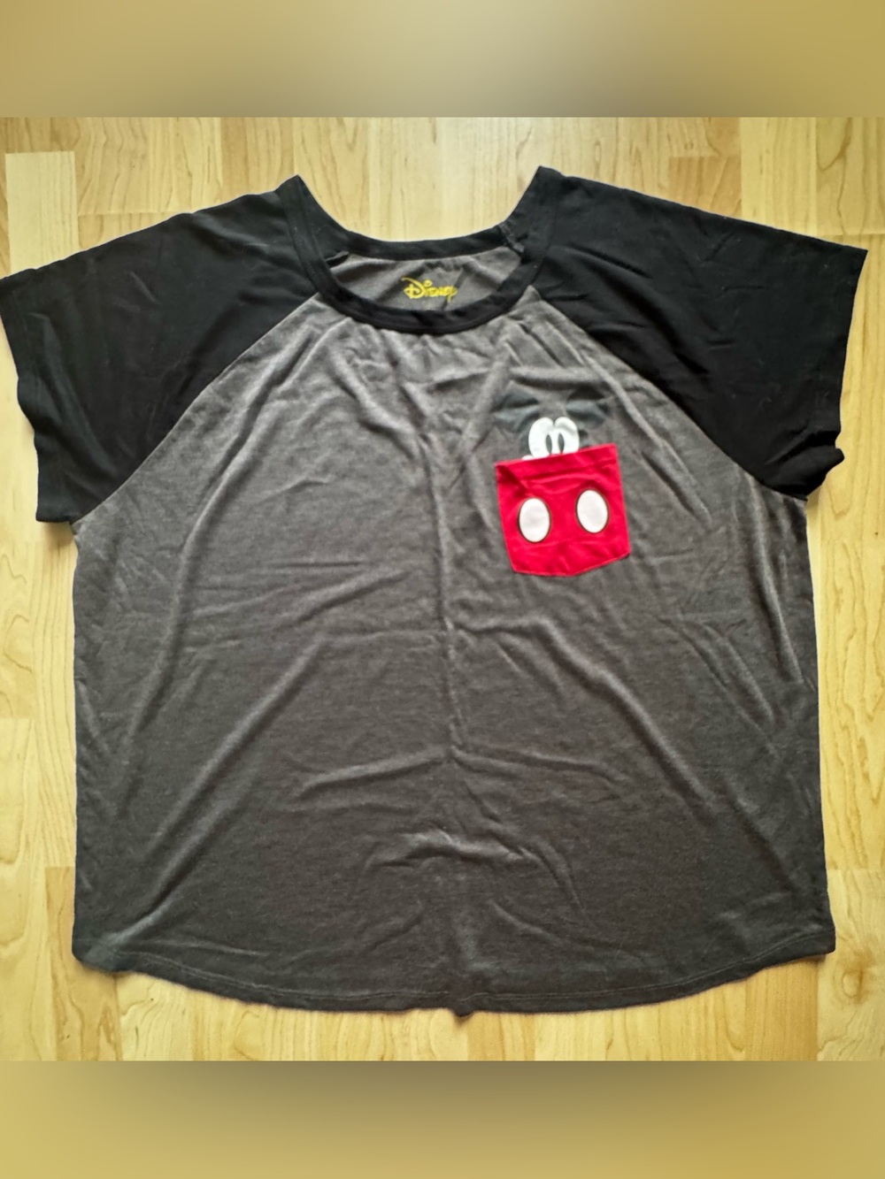 Disney Woman’s Mickey Pocket Graphic Raglan Tee - Gray & Black with Red Pocket